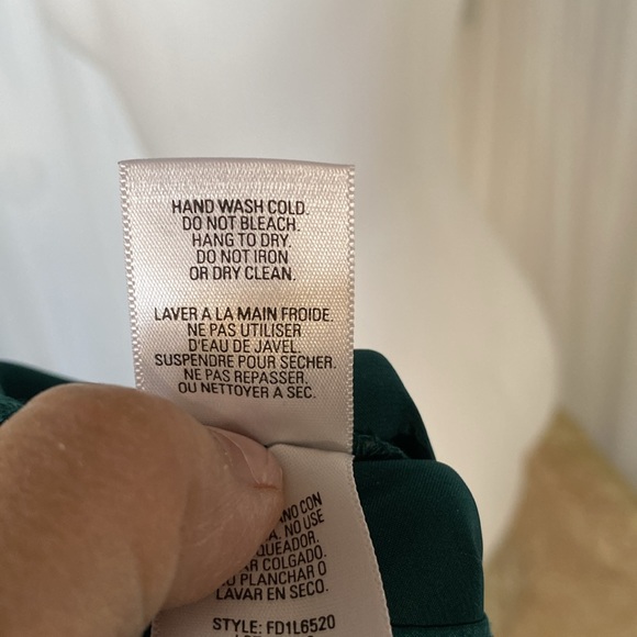 100% Silk TTahari dark teal blue/green, ruffle sleeveless, lightweight Size S - Picture 16 of 17